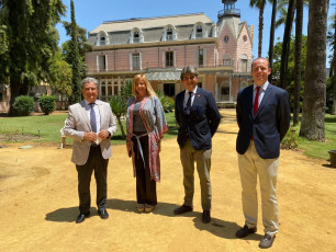 Enric Millo y el embajador de Filipinas D. Jorge Moragas en la Casa Rosa