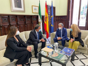 Embajador de Colombia Luís guillermo Plata y Consul en Sevilla Ana Carolina Pérez